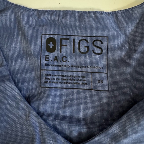FIGS Scrub Environmentally Awesome Collection E.A.C. Chambray Blue Top X-Small - Picture 3 of 3